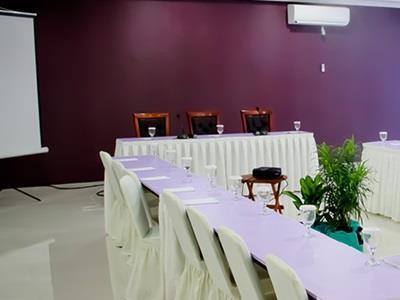 Hotel New Ayuda Богор Экстерьер фото